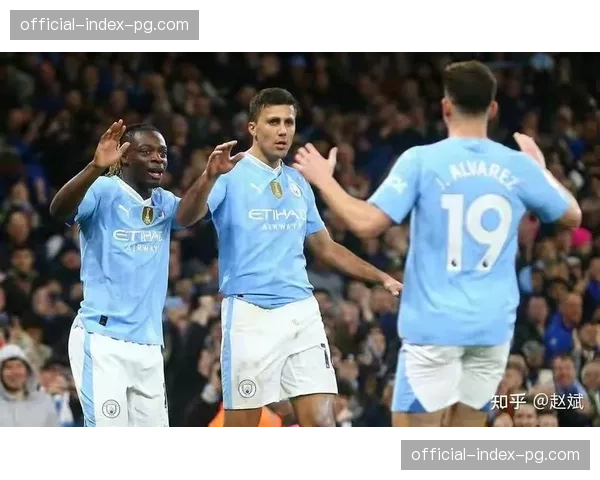英超战报：阿斯顿维拉3-2逆转切尔西，沃特金斯上演帽子戏法
