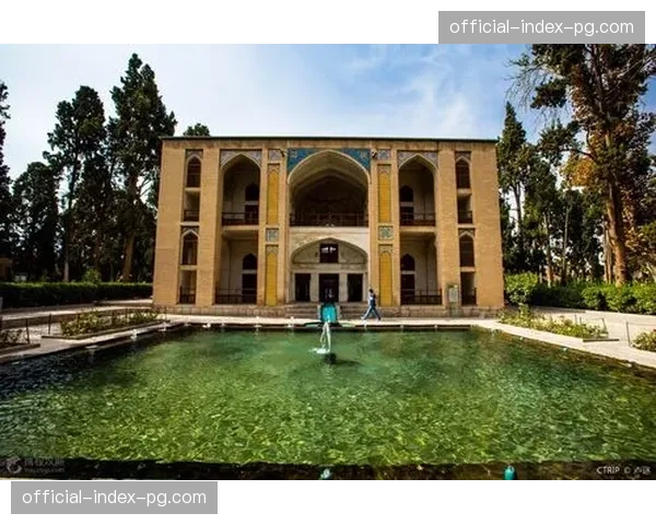 压轴大战：男子109公斤以上级，格鲁吉亚力压伊朗包揽金银