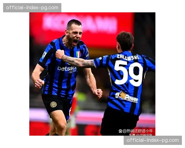 米兰体育报独家专访国际米兰主帅因扎吉：谈论三后卫体系与对张康阳的感谢